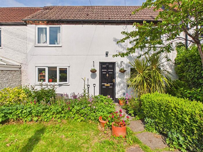 2 Bedroom Terraced House For Sale In Thorpes Road, Heanor, Derbyshire, DE75