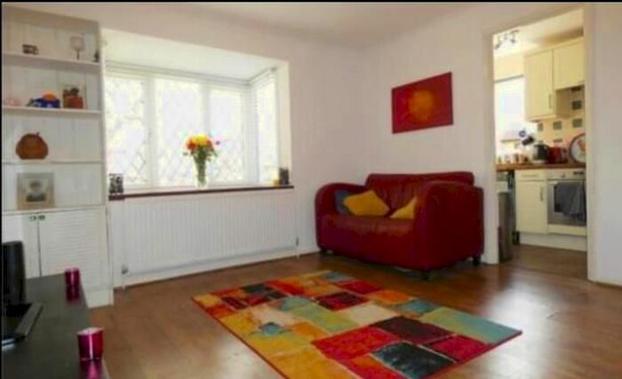 5 Bedroom Flat To Rent In Beechfield Rd, Lewisham SE6