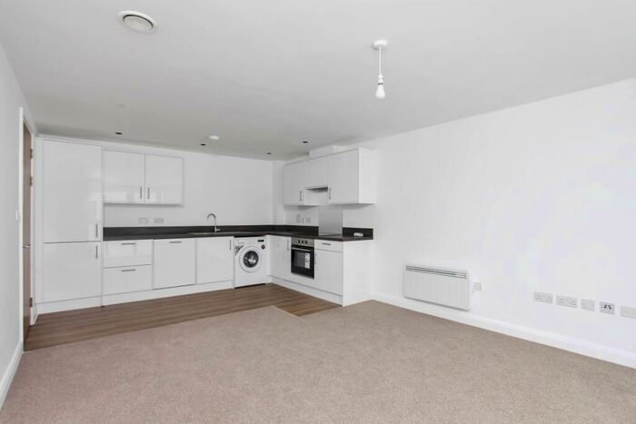 2 Bedroom Apartment To Rent In Bennington Street Cheltenham, GL50