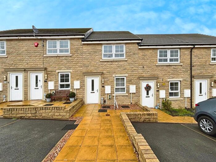 2 Bedroom Terraced House For Sale In Fetlock Drive, Bradford, BD2