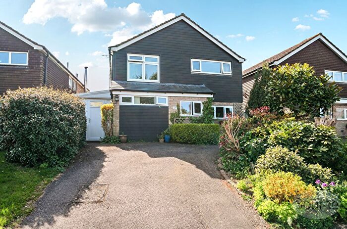4 Bedroom Detached House For Sale In Blenheim Crescent, Farnham, Surrey, GU9