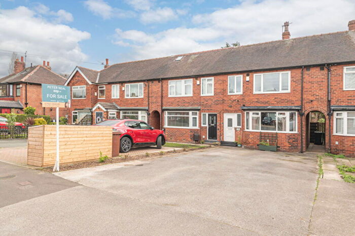 3 Bedroom Terraced House For Sale In Pendas Way, Leeds, LS15