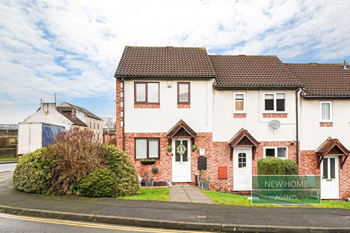 2 Bedroom End Of Terrace House For Sale In Dexta Way Northallerton, DL7