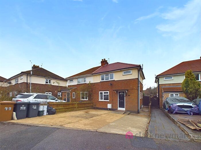 3 Bedroom Semi-Detached House To Rent In Dimsdale Crescent, Bishop's Stortford, CM23