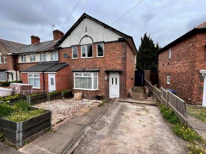 3 Bedroom End Of Terrace House To Rent In Dulwich Road, Kingstanding, B44