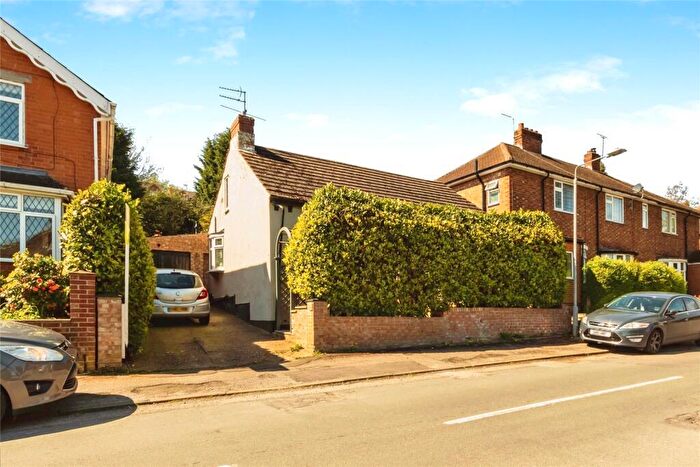 4 Bedroom House To Rent In Hallam Road, Nottingham, NG3