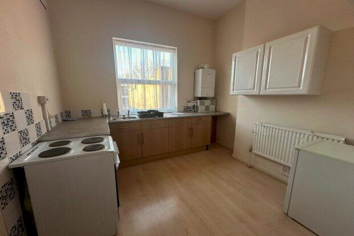 1 Bedroom Flat To Rent In Maple Road, London, SE20