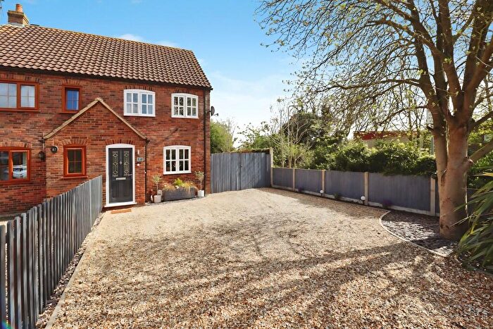2 Bedroom Semi-Detached House For Sale In Paddock Lane, Metheringham, Lincoln, LN4