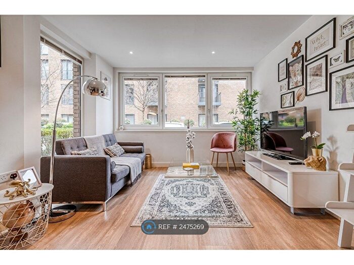 1 Bedroom Flat To Rent In Whiting Way, London, SE16