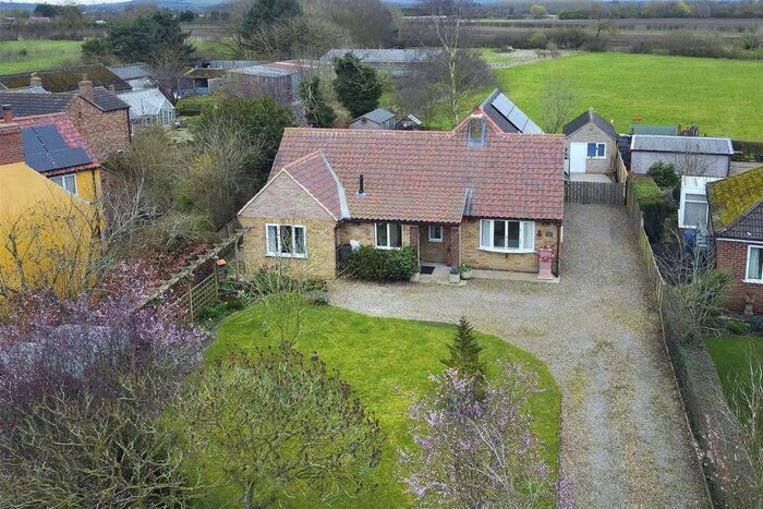 3 Bedroom Detached Bungalow For Sale In Bielby, York, YO42