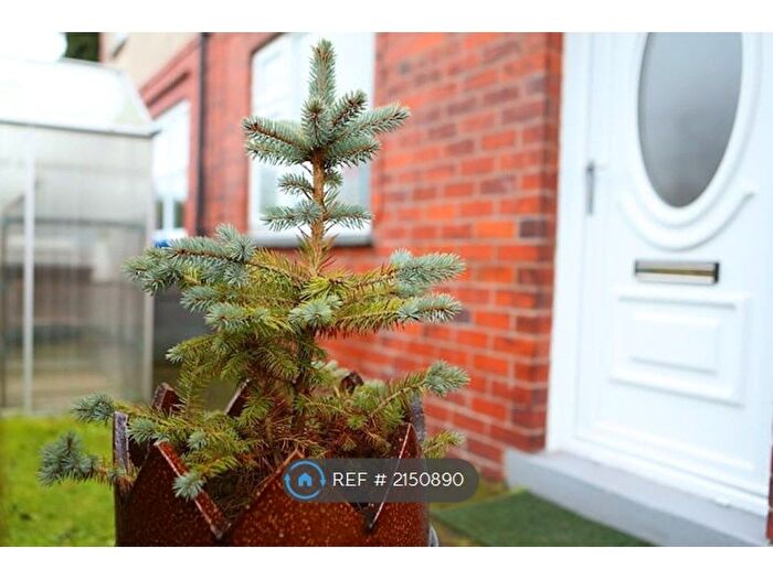 2 Bedroom Terraced House To Rent In Polefield Approach, Prestwich, Manchester, M25