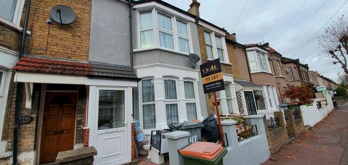 3 Bedroom Terraced House To Rent In Charlemont Road, London, E6