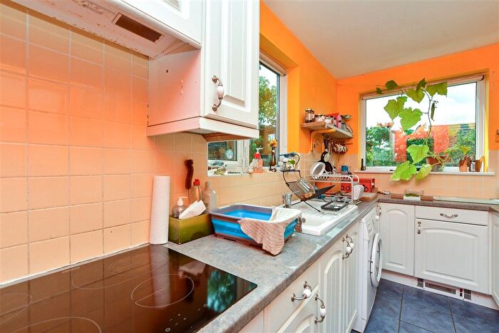 3 Bedroom End Of Terrace House For Sale In Grotto Road, Cliftonville, Margate, Kent, CT9