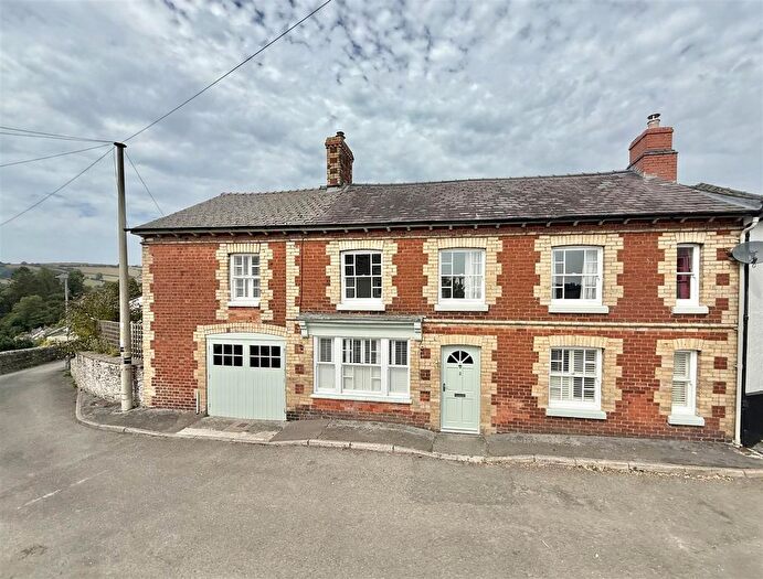 4 Bedroom Town House For Sale In Castle Road, Knighton, LD7