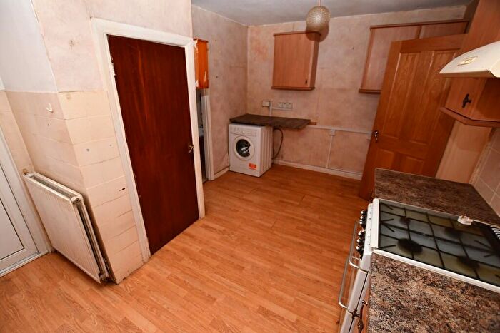 3 Bedroom Terraced House For Sale In Northcote Road, Croydon, Surrey, CR0