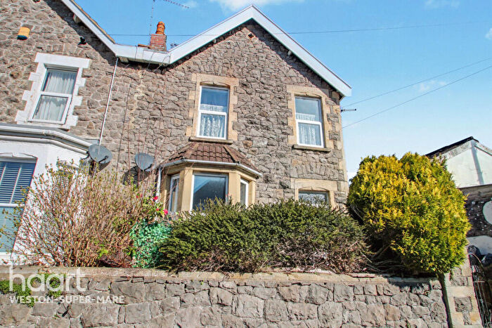 2 Bedroom Flat To Rent In Southend Road, Weston-Super-Mare, BS23