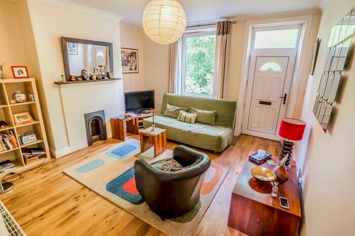 2 Bedroom House To Rent In Bradley Mills Road, Huddersfield, HD5