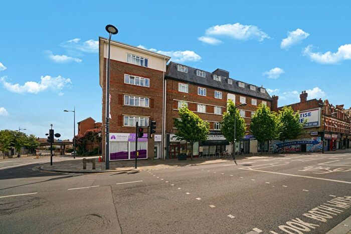 2 Bedroom Flat For Sale In London Road, Mitcham, CR4