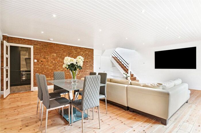 2 Bedroom Detached House To Rent In Lower Ham Road, Kingston Upon Thames, KT2