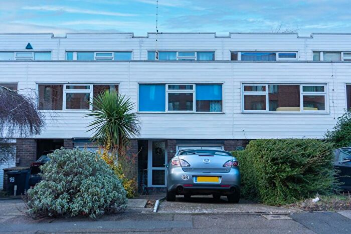 4 Bedroom Town House To Rent In Castle Street, Leicester, LE1