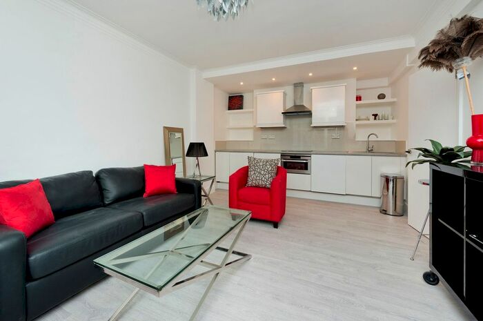 1 Bedroom Flat To Rent In Old Brompton Road, London, SW5