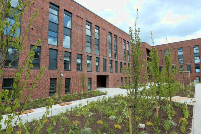 1 Bedroom Flat To Rent In Festival Court, Glasgow, G51