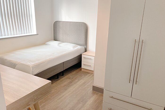 1 Bedroom Flat To Rent In Lord, Street, Wirral, CH41