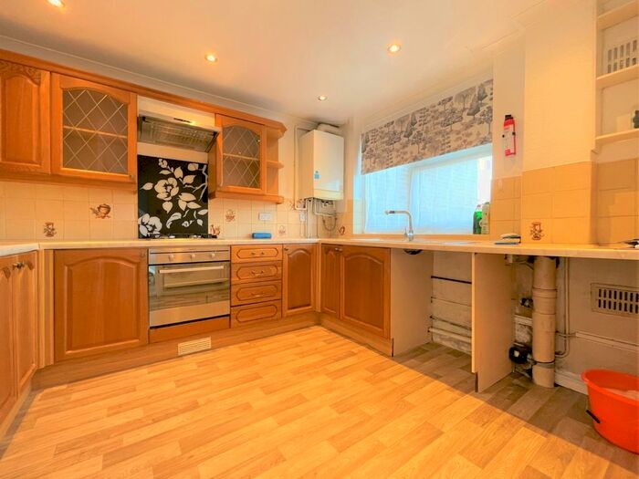 3 Bedroom Maisonette To Rent In Walnut Close, Barkingside, IG6