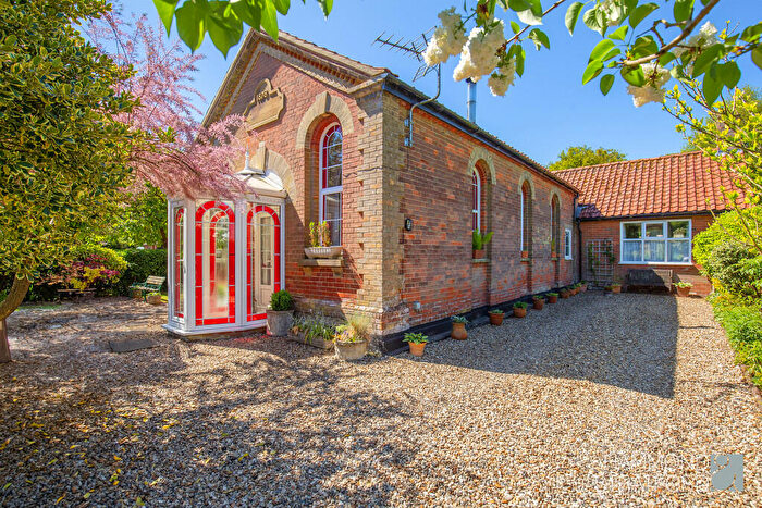 3 Bedroom Detached House For Sale In The Street, Caston, Attleborough, NR17