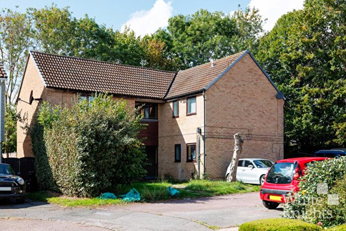 Studio For Sale In Sturbridge Close, Lower Earley, Reading, Berkshire, RG6