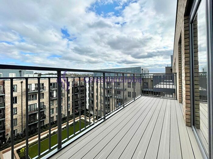 1 Bedroom Flat To Rent In Beaufort Square, London, NW9