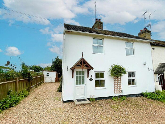 3 Bedroom House To Rent In Village Of Heath And Reach, LU7