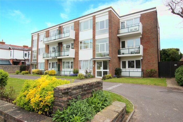 1 Bedroom Apartment To Rent In Heene Lodge, Heene Road, Worthing, West Sussex, BN11