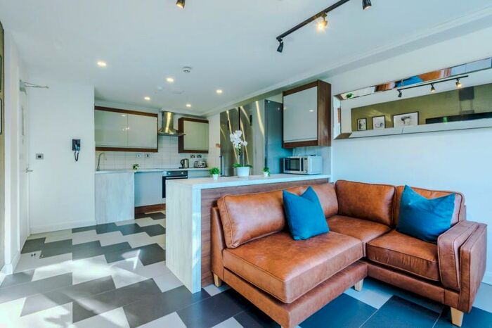 1 Bedroom Apartment To Rent In Jesmond View, NE2