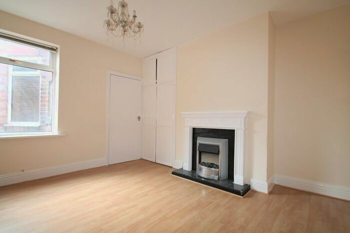 3 Bedroom Flat To Rent In Weardale Avenue, Walker, Newcastle Upon Tyne NE6