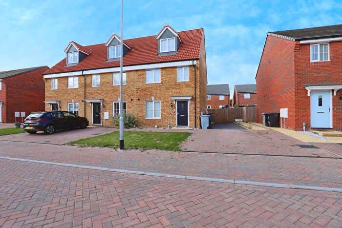 3 Bedroom Terraced House For Sale In Watkins Glen Court, Bourne, PE10