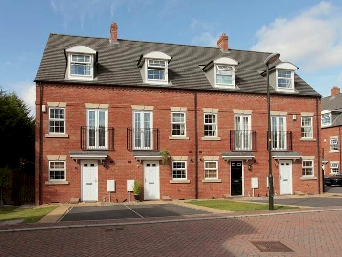 3 Bedroom Detached House To Rent In Cheshire Close, Rawcliffe, York, YO30