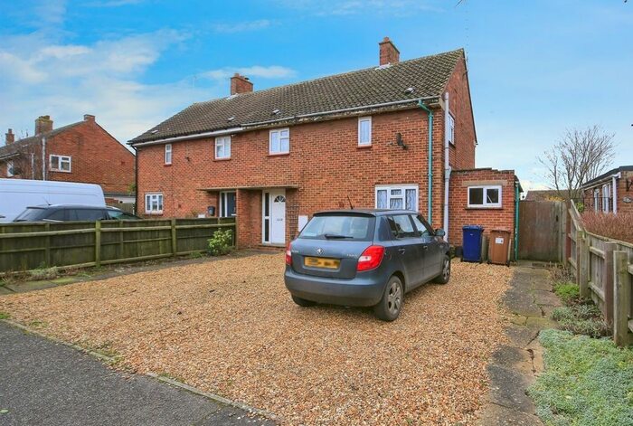 3 Bedroom Semi-Detached House For Sale In Old West Estate, Benwick, March, PE15