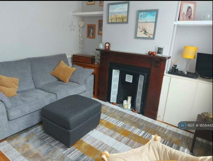 2 Bedroom Terraced House To Rent In Cowper Street, Luton, LU1