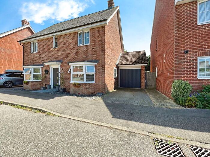 4 Bedroom Detached House For Sale In Clarendon Road, Little Canfield, Dunmow, CM6