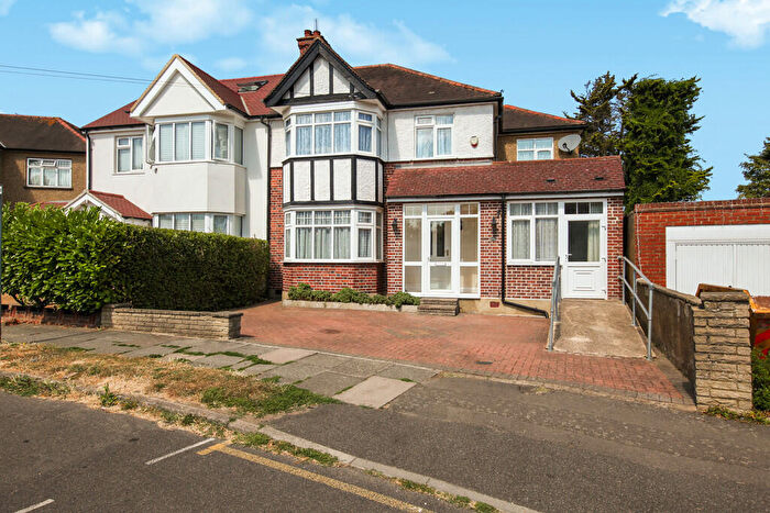 5 Bedroom Semi Detached House To Rent In Boldmere Road, Pinner, HA5