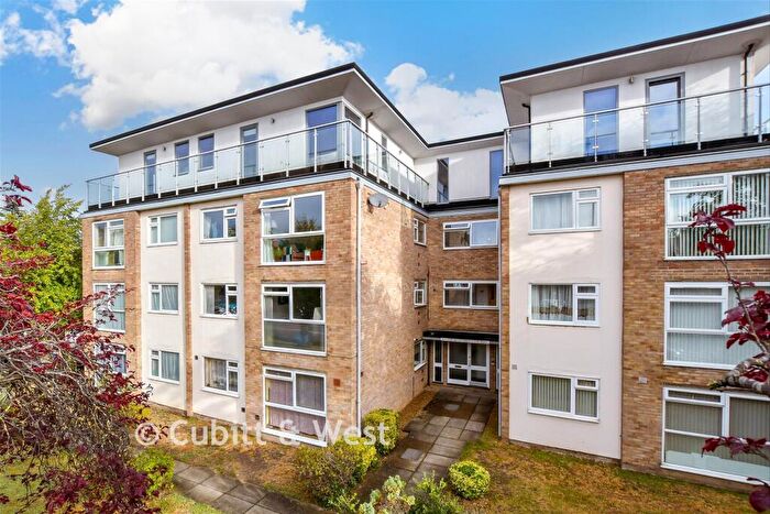 1 Bedroom Flat For Sale In Carshalton Road, Sutton, Surrey, SM1