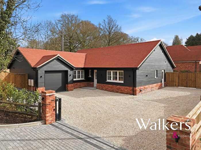 3 Bedroom Detached Bungalow For Sale In The Beck, Northlands Approach, SS16