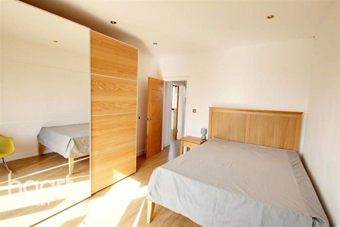 1 Bedroom Flat To Rent In Neasden Lane, NW10