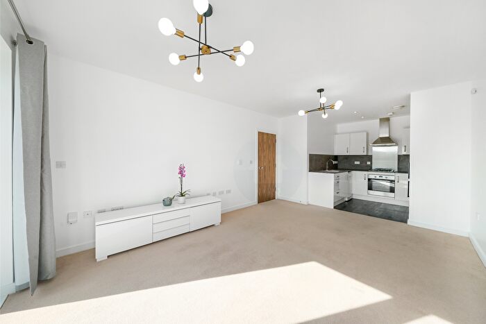 2 Bedroom Flat To Rent In Crossness Road, Barking, IG11