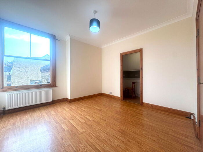 1 Bedroom Flat To Rent In Wood Vale, London, SE23