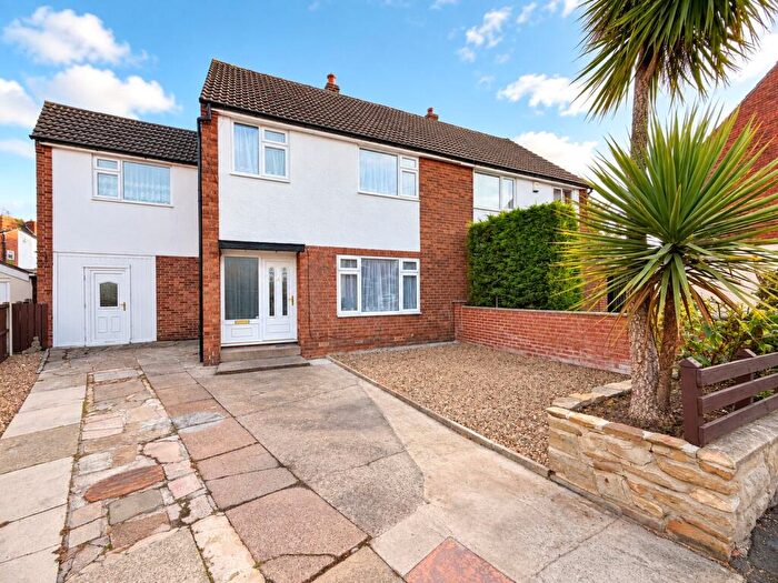4 Bedroom Semi-Detached House For Sale In Lyndon Avenue, Garforth, Leeds, LS25