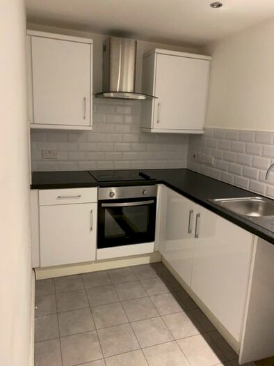 3 Bedroom Flat To Rent In Willmer Road, Birkenhead, CH42