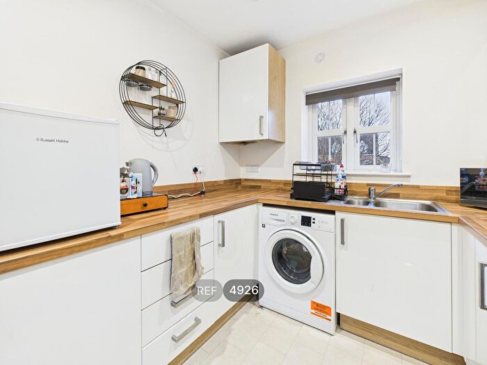 1 Bedroom Flat To Rent In Attringham Park, Hull, HU7