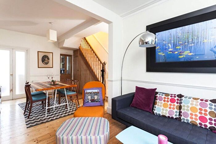 2 Bedroom Terraced House To Rent In Ashbury Road, The Shaftesbury Estate, SW11